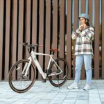 Cecotec Elektro-Stadtfahrrad City Sprint, 250W, 28-Zoll-Räder, 70 km Reichweite, 360 Wh Batterie, Shimano Altus 8-Gang-Schaltung und Doppel-Hydraulikbremsscheiben